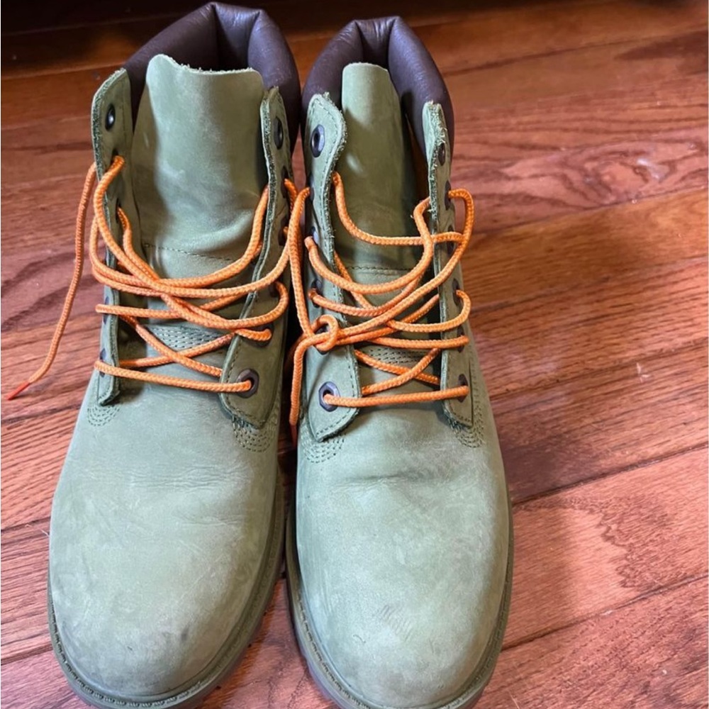 Green timerblands with orange laces
